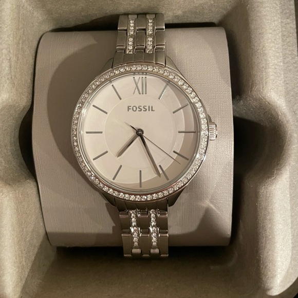 FOSSIL WATCH - Picture 2 of 5